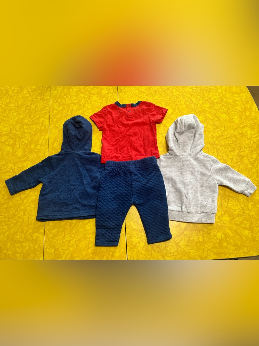 Spider-Man Baby Clothes Set - Picture 2 of 8